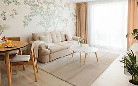 Urban Retreat Apartment Carpatilor